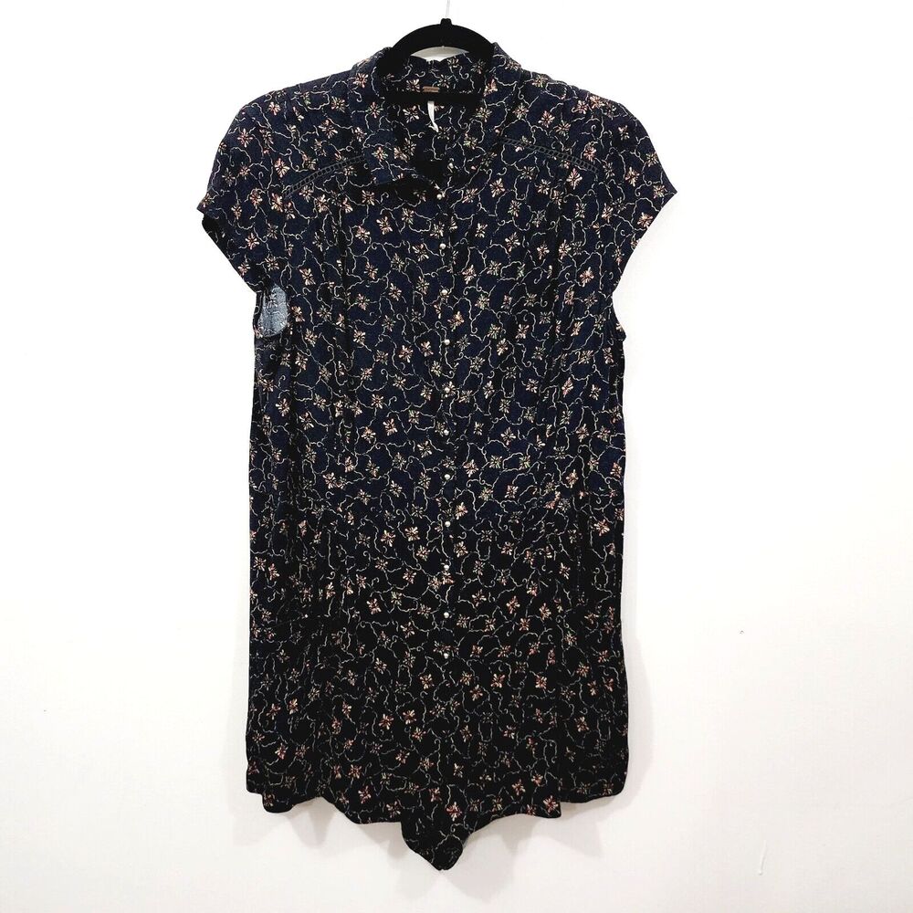 FREE PEOPLE Debby Dot Romper in Black Buton Front Short Sleeve Womens Size M